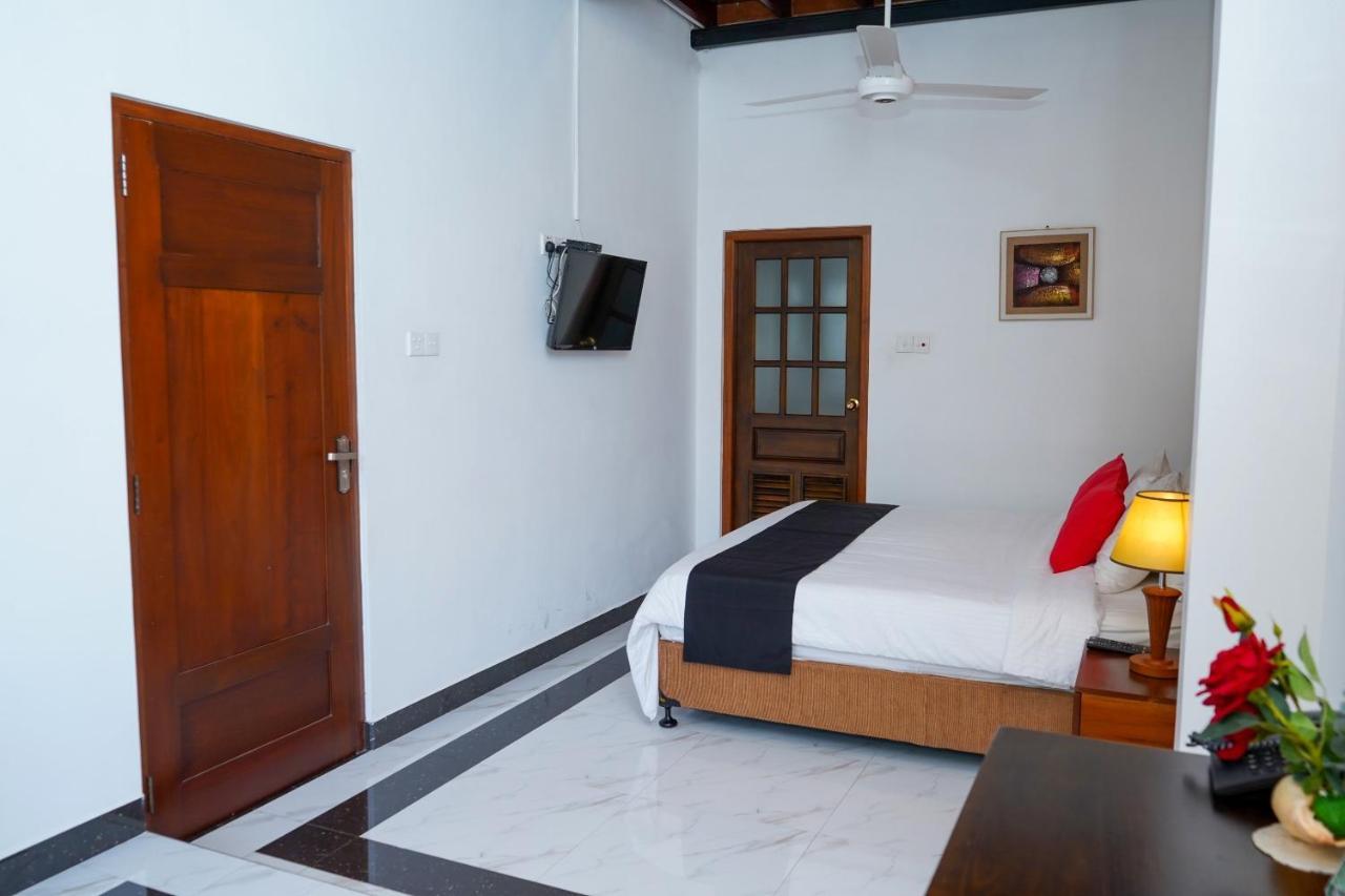 The Grand Hanthana Kandy Exterior photo