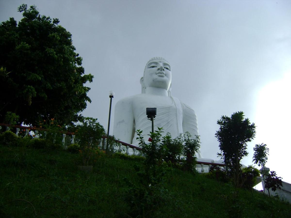 The Grand Hanthana Kandy Exterior photo